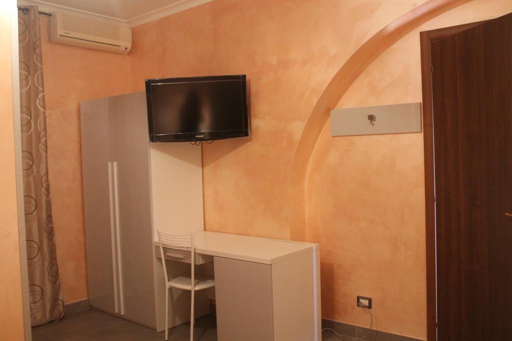 פיומיצ'ינו B&B Giorgia Airport מראה חיצוני תמונה