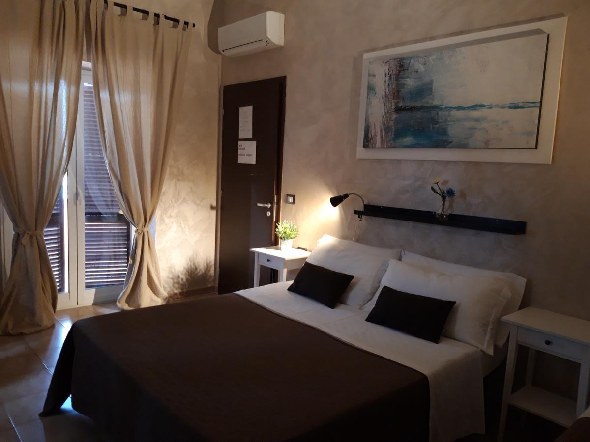 פיומיצ'ינו B&B Giorgia Airport מראה חיצוני תמונה